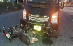 Bản tin TNGT 12/3: Xe máy bị kéo lê sau va chạm với xe khách, một người tử vong