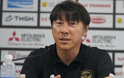 Báo Indonesia có hành động ngỡ ngàng với HLV Shin Tae-yong trước trận gặp tuyển Việt Nam