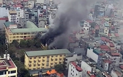 Cháy trường THCS Văn Quán, hàng chục học sinh phải sơ tán