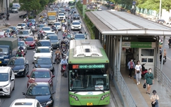 Vì sao Hà Nội chưa khai tử tuyến buýt nhanh BRT?