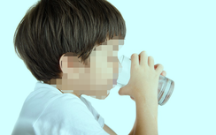 Trẻ bị tiêu chảy cấp bù nước sao cho đúng?
