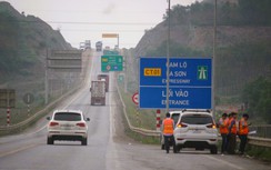 Xử lý nạn tháo dỡ rào, mở lối trái phép vào cao tốc Cam Lộ - La Sơn