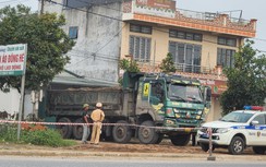 Thái Bình: Liều lĩnh chở quá tải, tài xế và chủ xe nhận phạt hàng trăm triệu đồng
