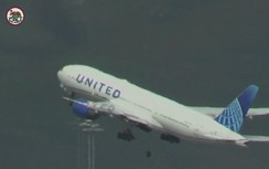 Video máy bay Boeing 777 "rụng bánh xe" ngay khi vừa cất cánh