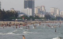 Tắm biển Sầm Sơn, nam sinh lớp 9 tử vong do đuối nước