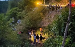 Xe máy rơi vực, cô gái 18 tuổi ở Quảng Nam tử vong