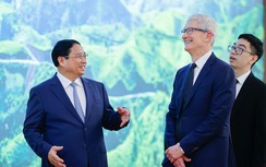 Gặp Thủ tướng, CEO Apple khẳng định sẽ mua nhiều hơn linh kiện đối tác sản xuất ở Việt Nam