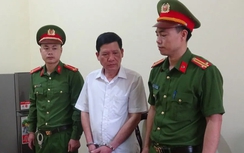 Chủ tịch và kế toán thị trấn tại Bắc Giang bị bắt giam vì chi sai tiền thuê chợ