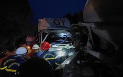 Xe tải va chạm xe đầu kéo trên đường Hồ Chí Minh, tài xế mắc kẹt, tử vong trong cabin 