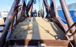 Khai thác mỏ cát thứ ba ở An Giang phục vụ thi công cao tốc trục ngang miền Tây