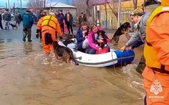 Vỡ đập ở Nga: Lũ lụt thảm khốc nhất từ trước đến nay