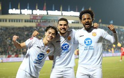 Thống kê khó tin về số bàn thua của đội đang dẫn đầu V-League