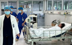 Chuyển 3 bệnh nhân vụ cháy nhà trọ ở Trung Kính về Bệnh viện Bạch Mai
