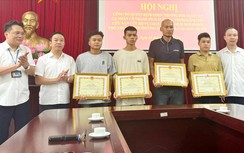 Hà Nội: Khen thưởng 4 cá nhân cứu người trong vụ cháy ở Trung Kính