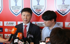 HLV Kim Sang-sik làm điều chưa từng có tiền lệ ở đội tuyển Việt Nam