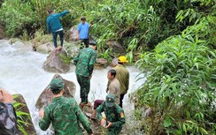 Lai Châu: Ba người bị cuốn trôi khi đi qua suối, một người mất tích