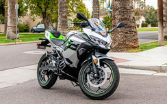 Kawasaki Ninja e-1 vừa mở bán có gì đặc biệt?