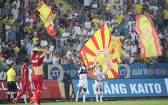 Đại gia V-League có hành động đặc biệt trong trận quyết định ngôi vô địch