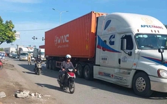 Hải Phòng: Va chạm với xe container, hai thiếu niên tử vong tại chỗ