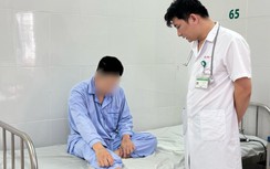 Nam thanh niên nhập viện vì giun sán ký sinh trùng di chuyển dưới da khắp người