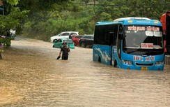 Tuyên Quang: Mưa lớn kéo dài, nhiều tuyến đường ngập sâu