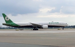 Vụ máy bay Eva Air móp cánh ở Tân Sơn Nhất: Hãng bay không dùng dịch vụ xe dẫn đường