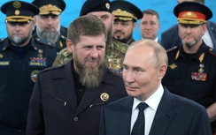 Tổng thống Nga Putin bất ngờ tới thăm trường Đại học Đặc nhiệm ở Chechnya