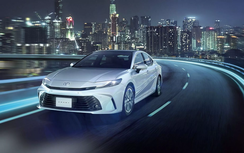 Toyota Camry 2025 tại Trung Đông vẫn dùng động cơ xăng