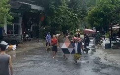 Hà Giang: Mưa lớn, đất đá sạt lở vào nhà dân khiến 1 người chết, 2 người bị thương