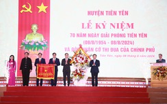 Huyện Tiên Yên (Quảng Ninh) đón nhận Cờ thi đua của Chính phủ