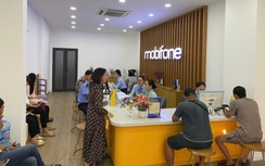 MobiFone tặng tiền cho khách hàng ở vùng lũ, lụt