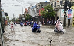 Mưa lớn, nhiều nơi ở Thái Bình ngập sâu