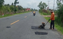 Khẩn trương khắc phục hư hỏng quốc lộ 1 qua Cà Mau sau phản ánh của Báo Giao thông