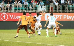 V-League: Thi đấu bế tắc, nhà vô địch suýt ôm hận trước HAGL