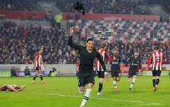 Ngoại hạng Anh: Nunez lập cú đúp trong 2 phút, Liverpool thắng nghẹt thở Brentford