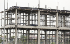 KCN Nam Hà Nội: Đất bỏ hoang, dân bị "treo" sổ đỏ