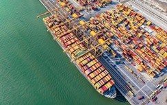 Cảng biển Việt Nam trước sức ép biến đổi khí hậu: Từ chống bão đến xây “cảng xanh”