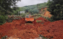 Quyết tâm thông toàn bộ điểm sạt lở qua đèo Lò Xo vào chiều 30/10