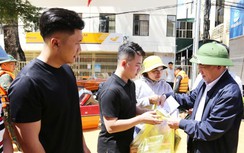 Phó Thủ tướng Hồ Đức Phớc thăm hỏi, động viên người dân và lực lượng cứu hộ tại Lạng Sơn