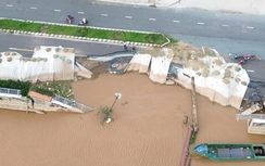 Đồng Tháp: Xây dựng khẩn cấp kè chống sạt lở sông Tiền