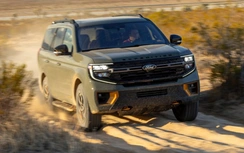 Ford Expedition 2025 hiện đại hơn nhưng chưa thật tiện dụng