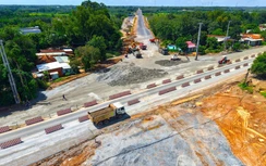 Bộ Xây dựng đề nghị hỗ trợ nguồn vật liệu thi công Dự án đường Hồ Chí Minh