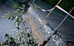 Lâm Đồng: Tạm ngừng lưu thông trên tuyến Đan Phượng - Tân Thành vì sụt lún nghiêm trọng