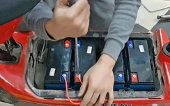 Mùa đông, nên bảo quản ắc quy xe máy điện thế nào?