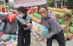 Hà Tĩnh hướng về Nam Trung Bộ giữa những ngày lũ dữ