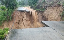 Lũ vừa rút, Quảng Ngãi lại phải tất bật ứng phó với bão