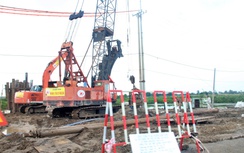 Bàn giao mặt bằng cho đơn vị thi công cao tốc Cà Mau - Đất Mũi