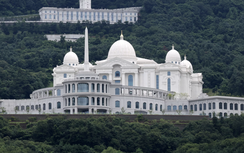 Cảnh sát Hàn Quốc khám xét trụ sở Giáo hội Thống nhất  vì cáo buộc hối lộ quan chức