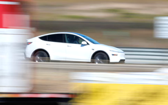 Cổ phiếu Tesla tăng mức cao nhất trong một năm sau thông báo của CEO Elon Musk