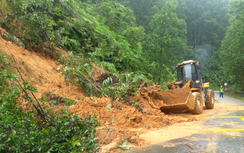 Bộ Xây dựng yêu cầu khẩn trương khắc phục hậu quả mưa lũ, bảo đảm giao thông dịp Tết
